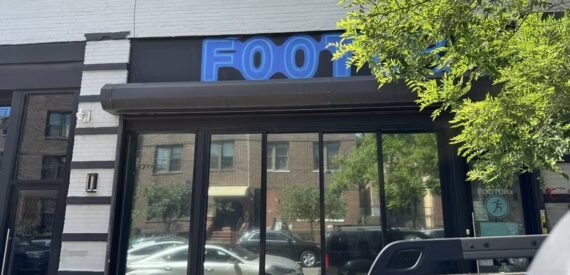 1,200 SF of Retail Space Available FOR LEASE