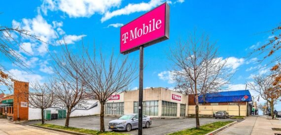Retail Space for Lease on Boston Road &#8211; 2,500 to 7,500 SF