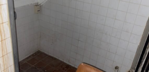 800Sqft retail space on 1st Avenue! (Midtown East)