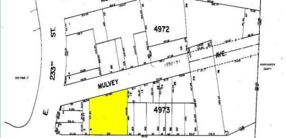 Huge fenced lot with office &amp; warehouse near I-95 &amp; subway (Wakefield)