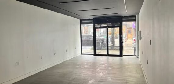 1,200 SF of Retail Space Available FOR LEASE