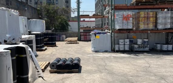 4,050 SF Industrial Building FOR SALE