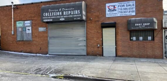 4,536 SF Building with 3,150 SF Yard FOR SALE