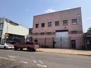 8,500 SF of Industrial Space FOR LEASE