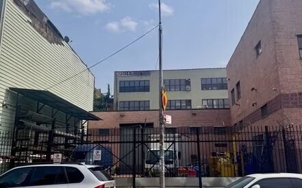 8,500 SF of Industrial Space FOR LEASE
