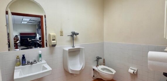 8,500 SF of Industrial Space FOR LEASE