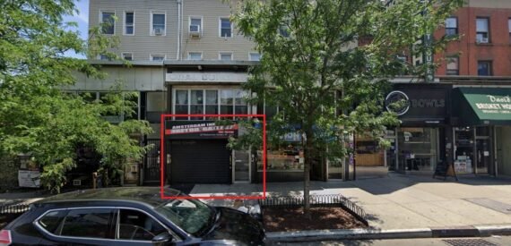 1,200 SF of Retail Space Available FOR LEASE