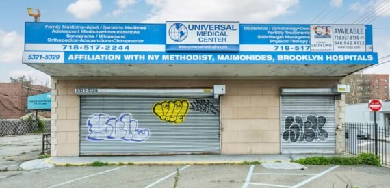 6,100 SF Vacant Office Building For LEASE/Possible Sale