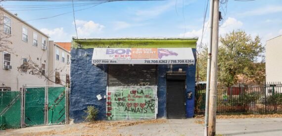 Prime Vacant Commercial Property