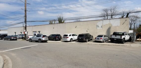 9,600 SF of Industrial Space Available FOR LEASE