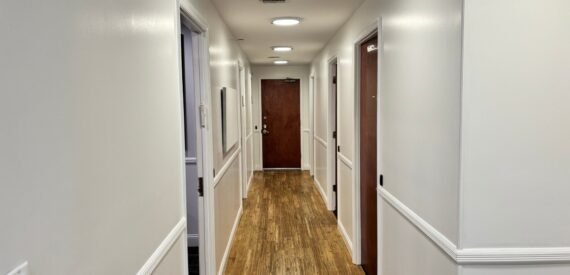 4,000 SF of Office/Retail Space Available FOR LEASE