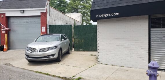2,000 SF of Office Space Available FOR LEASE