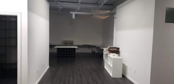 2,000 SF of Office Space Available FOR LEASE