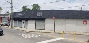 2,000 SF of Office Space Available FOR LEASE