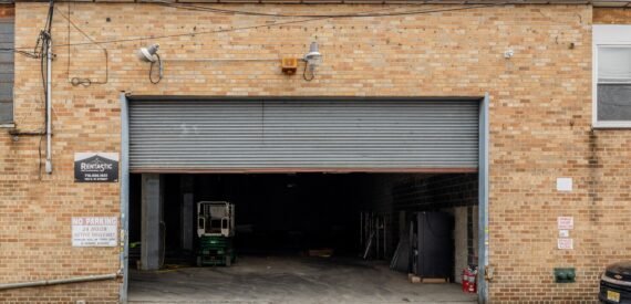 9,400 SF of Industrial Space FOR LEASE