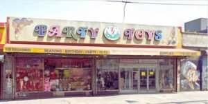 5,000 SF of Retail Space Available FOR LEASE