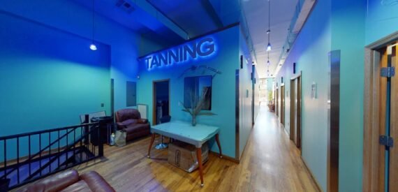 2,500 SF of Retail Space Available FOR LEASE