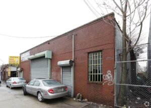 8,000 SF of Industrial Space FOR LEASE