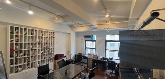 Beautiful Office/Showroom- #1105, 246 West, 38th St. (Midtown)