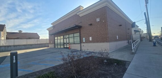 13,791 SF Retail location For Lease