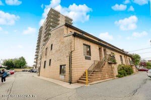 OPEN HOUSE SUN 6/29 FR 1-3PM,MANHATTAN STYLE 1BED TRI-LEVEL CONDO W 2 ROOM LOFT(2ND BED/OFFICE) WATER VIEWS