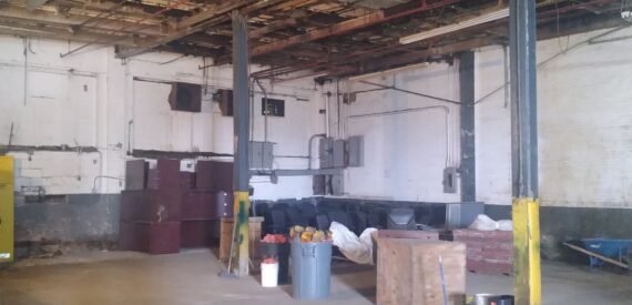 6,700 SF 1-Story Building FOR SUBLEASE