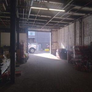 6,700 SF 1-Story Building FOR SUBLEASE