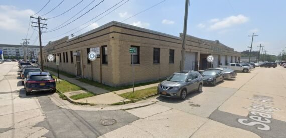 6,700 SF 1-Story Building FOR SUBLEASE