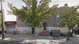 CORNER MIXED-USE TWO FAMILY FREE MARKET BUILDING • COMMERCIAL SPACE WITH GAS LINE FOR SALE