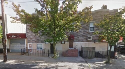 CORNER MIXED-USE TWO FAMILY FREE MARKET BUILDING • COMMERCIAL SPACE WITH GAS LINE FOR SALE