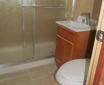 Spacious 3BR/2BA Solar Apartment Near JFK – Modern &amp; Move-In Ready!