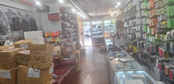 3,000 Sqft Retail Store w/ Full Basement + Parking | Sunset Park