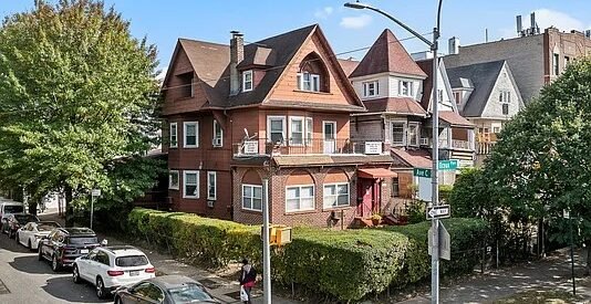 Prime 17-Unit Corner Development on Historic Ocean Parkway, Brooklyn