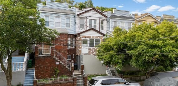 Spacious Renovated 3BR Home with Parking in Woodhaven, Queens – Prime Location!