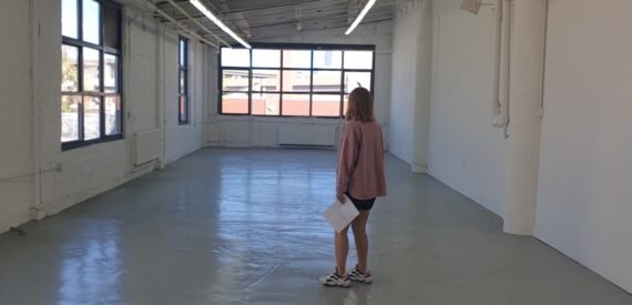 Corner Loft /High Ceiling /Subway/Freight Elevator/Loading Dock/ Light (Long Island City (TEXT ONLY, TEXT ONLY) – Court Square Area)