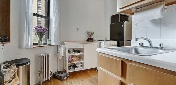 Bright South-Facing 1BR Apartment in Lenox Hill – Steps from Q Train &amp; Amenities