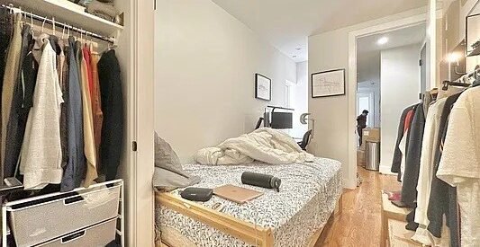 Sleek 2BR w/ Balcony &amp; Amenities Galore in the Heart of PLG! No Fee!