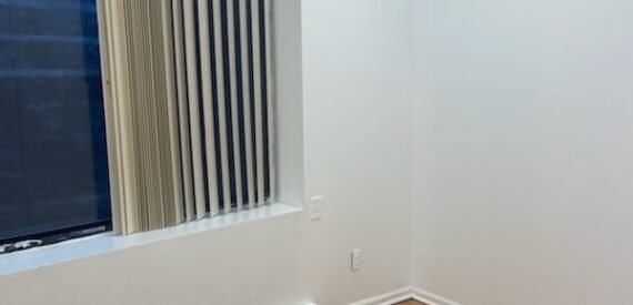 Spacious 1000 SF Home Office Suite with Parking in Forest Hills – Live/Work Ready!