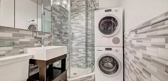 Amazing 3 Bedroom 2 baths beautiful apartment ~ washer and dryer in unit Queen size bedrooms