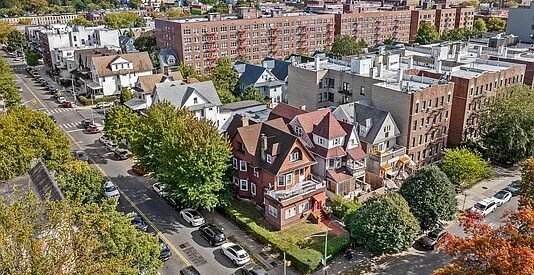Prime 17-Unit Corner Development on Historic Ocean Parkway, Brooklyn