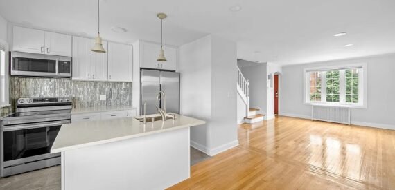 Spacious Whole-House Rental with Parking &amp; EV Charger in Prime Astoria Location