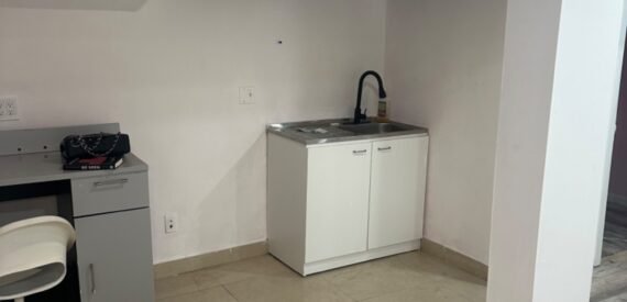Large 1200SF Private Office Available on Metropolitan Ave