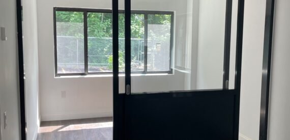 XL One Bedroom Suite w/Office/Nursery