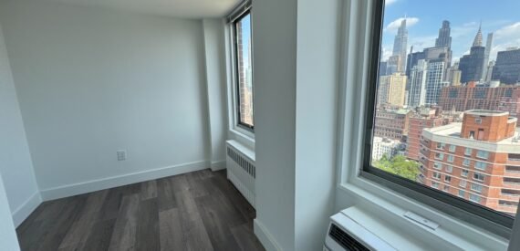 Luxury Doorman 3BR /2BA APT*Terrace*City views