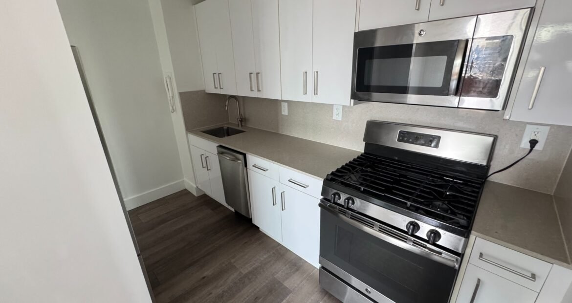 Luxury Doorman 3BR 2BA APT Terrace City - IMG 8925 1170x620