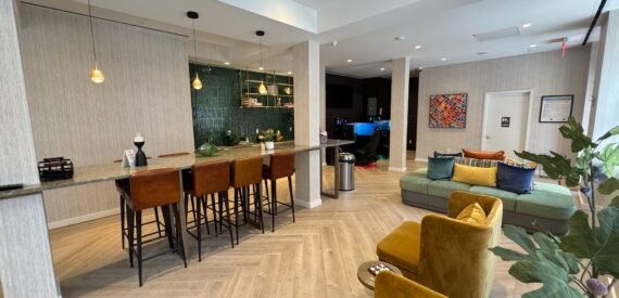 Luxury Doorman 3BR /2BA APT*Terrace*City views
