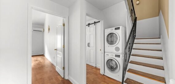 Spacious 3BR Duplex w/ Balcony, Soaring Ceilings &amp; Modern Upgrades in Weeksville