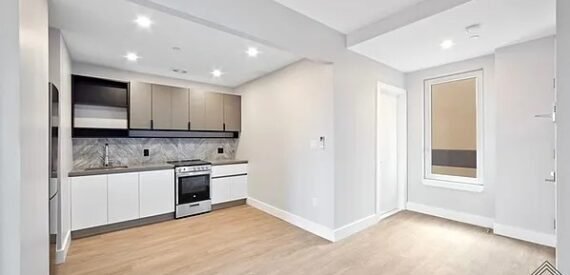 Luxury Studios, 1 &amp; 2BRs w/ Private Outdoor Space &amp; Top Amenities in Little Caribbean