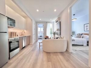 Modern 2BR Flatbush/PLG – Luxury Amenities, Rooftop, Steps to Prospect Park!