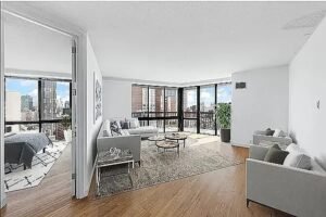 Amazing Luxury 4 bedroom 2.5 baths in a doorman building Prime Sutton Place